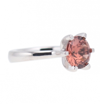 Ring mit natur Zirkon